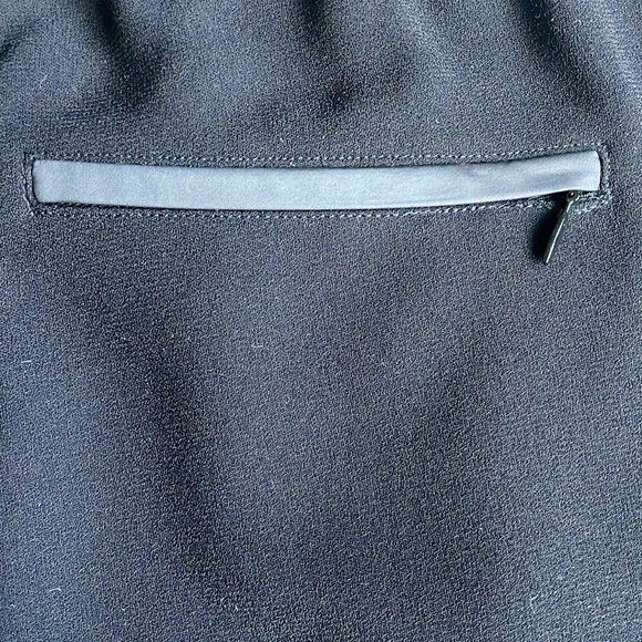 Vince Performance Jogger Pants, black, size S, excellent condition - Picture 7 of 7